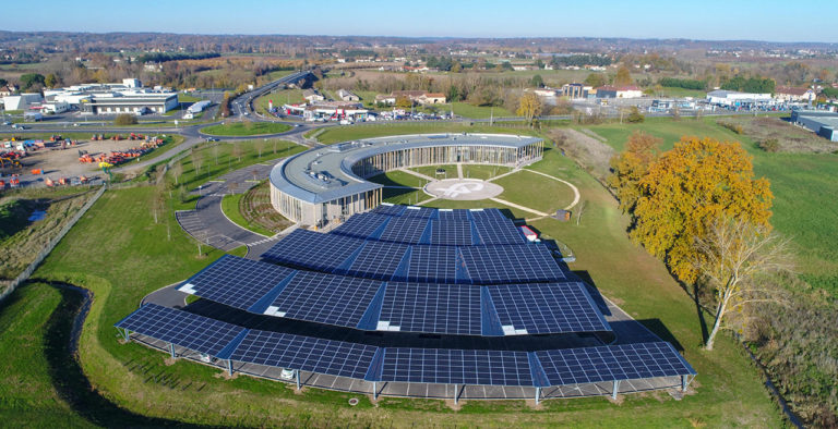ombrières-parking-banque