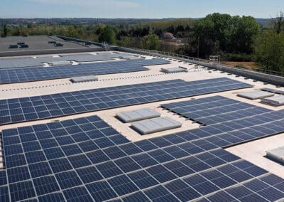 Toiture photovoltaïque usine coca cola