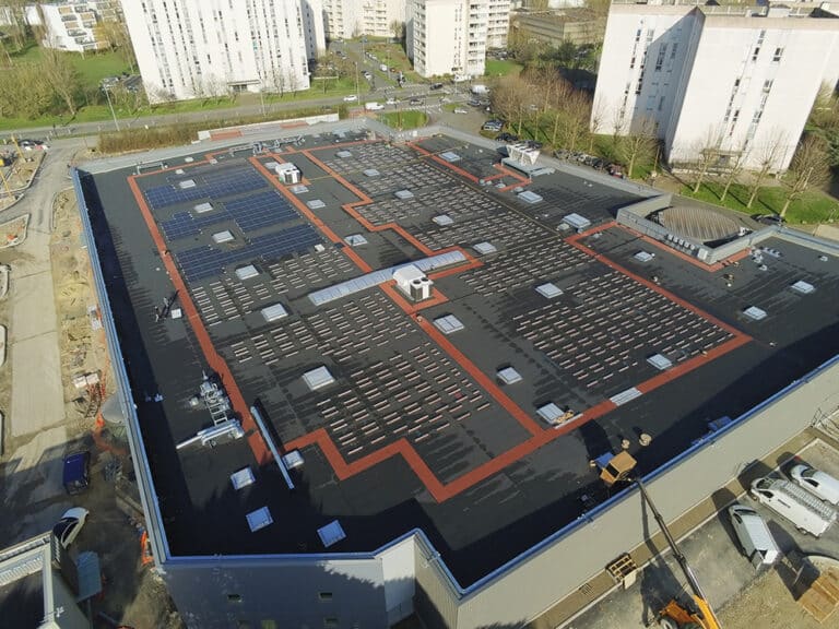 fotowoltaika - montaż na dużej powierzchni