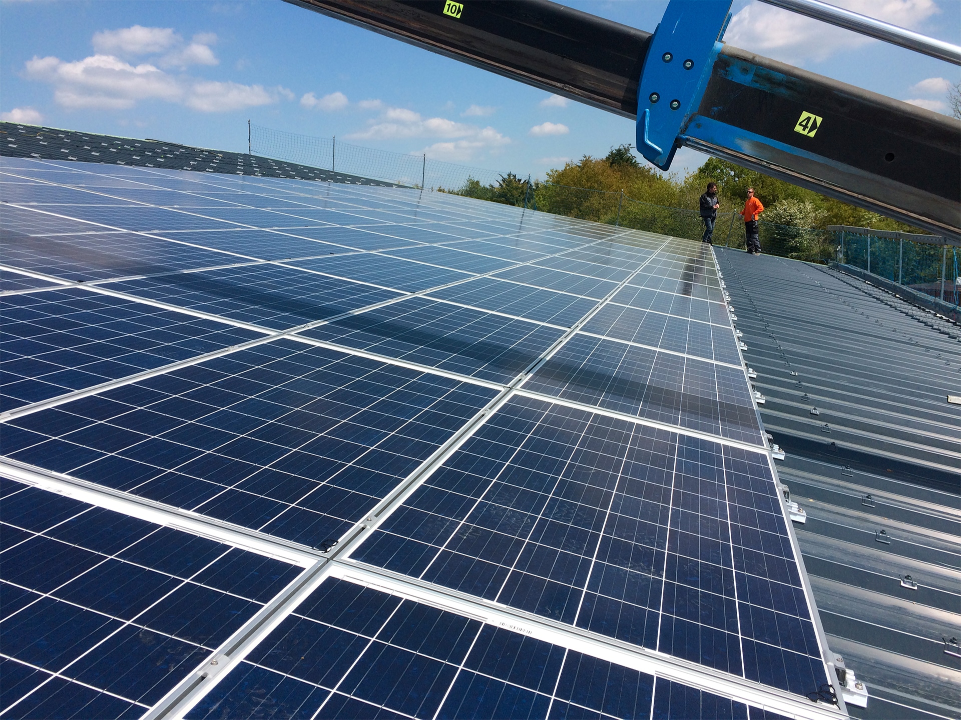 fixations panneaux photovoltaïques pour toiture bac acier